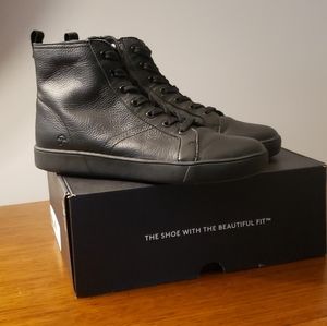 Like New Naturalizer MORRISON HIGH TOP SNEAKER